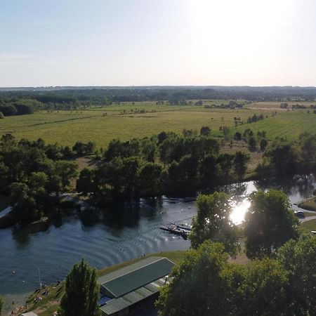 Camping Belle Riviere Chaniers Exterior foto