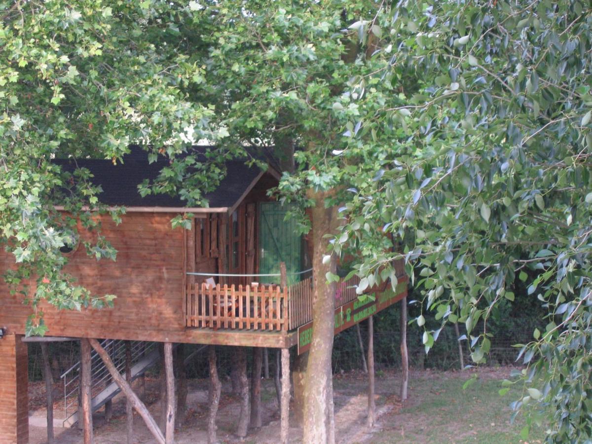 Camping Belle Riviere Chaniers Exterior foto